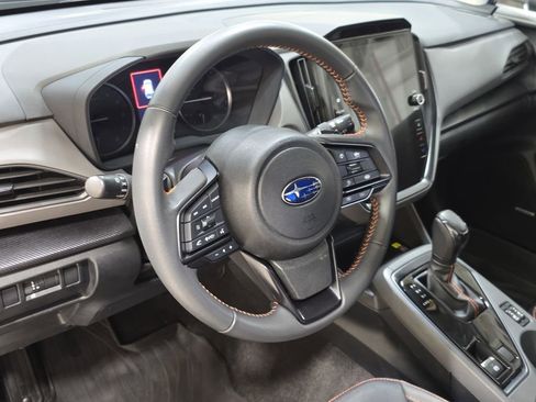 Used 2024 Subaru Crosstrek 2.5i Limited w/ Crosstrek Mirror Package image 18