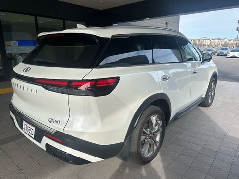 Certified 2023 INFINITI QX60 Luxe w/ Cargo Package image 3