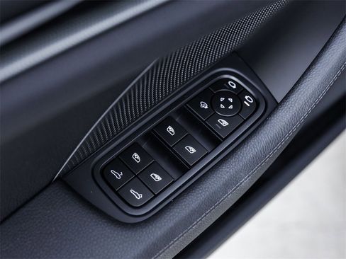 New 2026 Porsche Panamera image 31