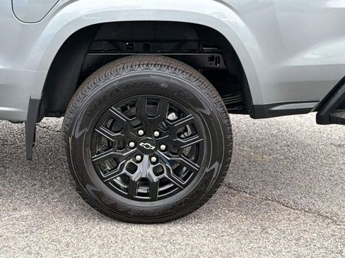 New 2026 Chevrolet Colorado W/T w/ WT Custom Package AWD/4WD image 9