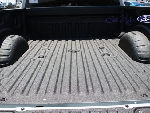 New 2026 Ford F250 Lariat w/ Black Appearance Package AWD/4WD image 6