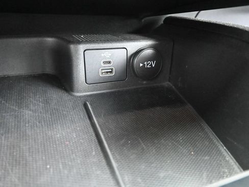 Used 2025 Ford Escape ST-Line FWD image 34
