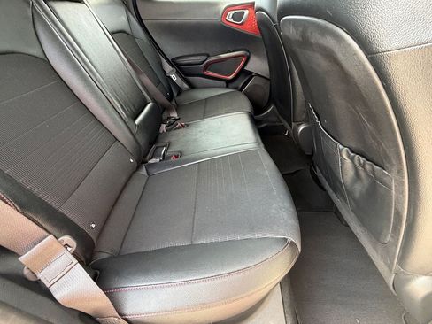 Used 2020 Kia Soul GT-Line Turbo FWD image 11