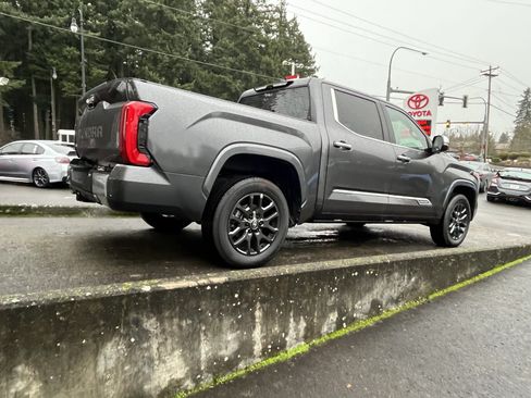 Used 2024 Toyota Tundra Capstone AWD/4WD image 8