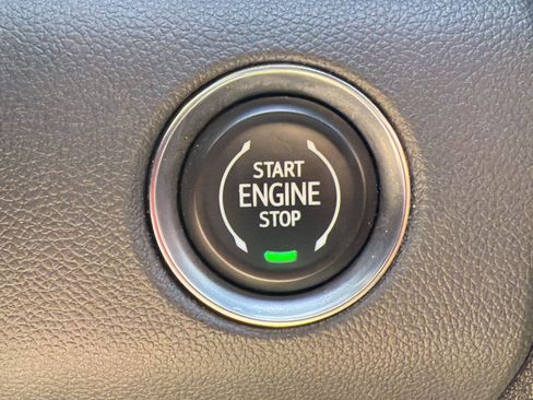 Used 2025 GMC Acadia Elevation FWD image 26