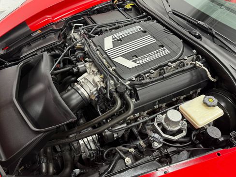 Used 2015 Chevrolet Corvette Z06 w/ 2LZ Preferred Equipment Group RWD image 38