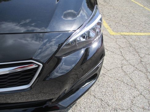 Used 2019 Subaru Impreza 2.0i Premium image 24