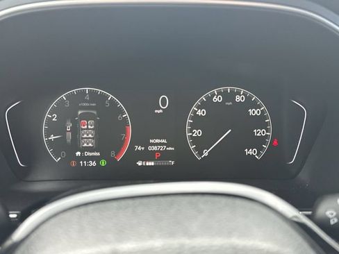Used 2023 Honda Pilot Touring image 12
