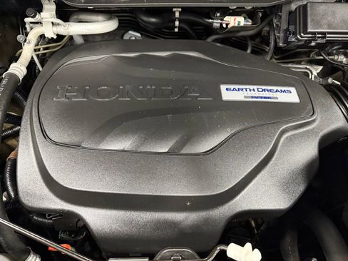 Used 2020 Honda Pilot EX image 9