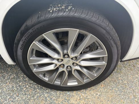 Used 2020 Cadillac XT6 Sport w/ Platinum Package AWD/4WD image 32