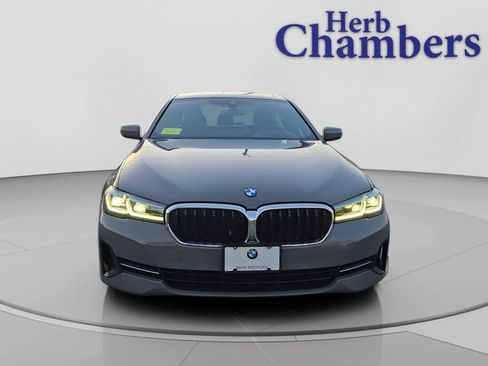 Used 2022 BMW 540i xDrive w/ Premium Package image 2