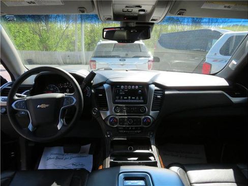 Used 2016 Chevrolet Tahoe LTZ AWD/4WD image 31