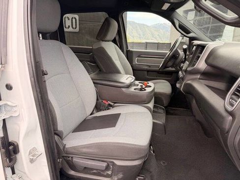 Used 2022 RAM 2500 Big Horn w/ Cold Weather Group AWD/4WD image 11