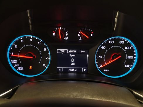 Used 2019 Chevrolet Equinox LS FWD image 23