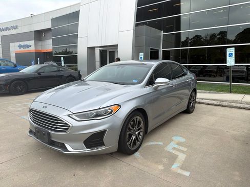 Used 2020 Ford Fusion SEL FWD image 1