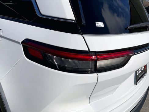New 2026 Jeep Grand Cherokee Laredo X RWD image 11