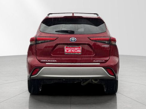 Used 2020 Toyota Highlander Limited Platinum image 5