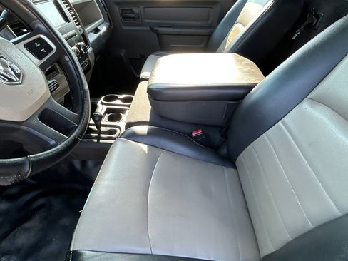 Used 2011 RAM 4500 4x4 Regular Cab w/ ST Decor Group image 11