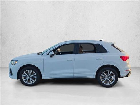 Certified 2024 Audi Q3 2.0T Premium Plus w/ Premium Plus Package AWD/4WD image 8