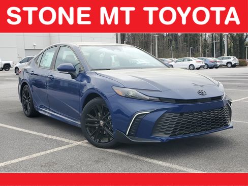 New 2026 Toyota Camry SE image 1