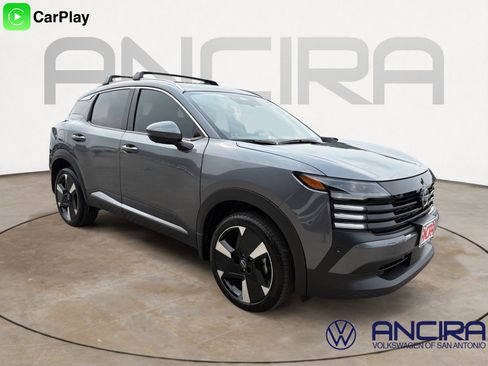 Used 2025 Nissan Kicks SR FWD image 1