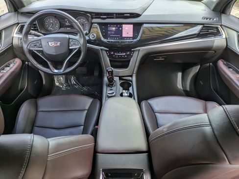 Used 2021 Cadillac XT6 Premium Luxury FWD image 19