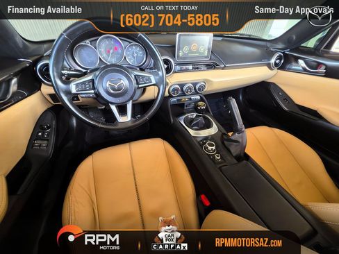 Used 2016 MAZDA MX-5 Miata Grand Touring RWD image 13