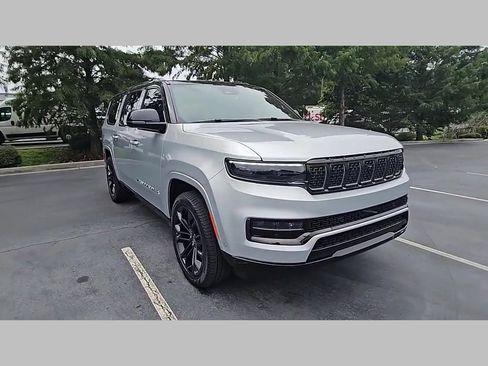 Used 2024 Jeep Grand Wagoneer L Series II w/ Quick Order Packagew 28T image 36