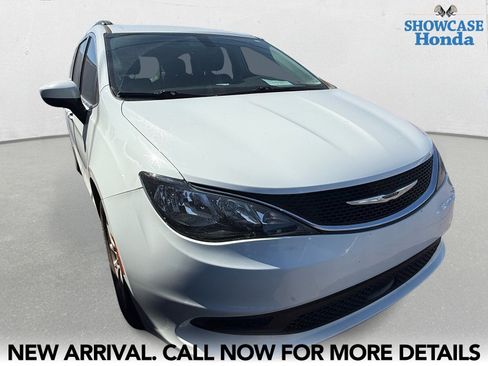 Used 2021 Chrysler Voyager Lxi image 6