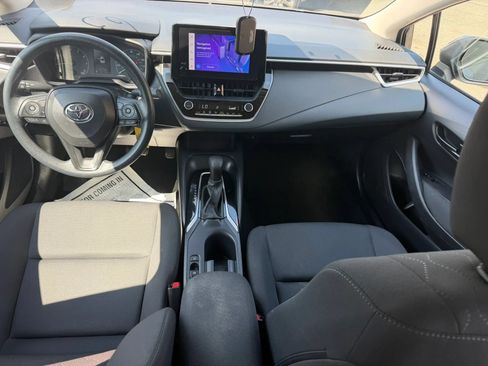 Used 2024 Toyota Corolla LE FWD image 27