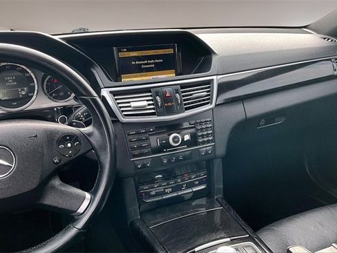 Used 2011 Mercedes-Benz E 550 Sedan image 9