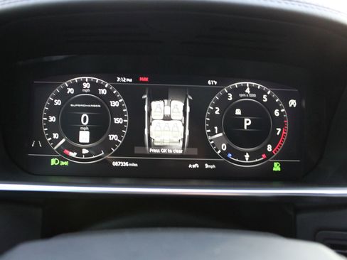 Used 2018 Land Rover Range Rover Long Wheelbase Supercharged image 15