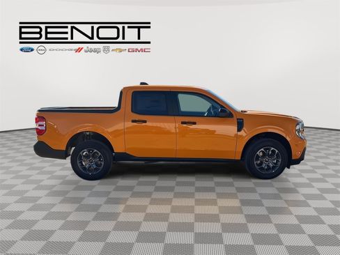 New 2026 Ford Maverick XLT image 4