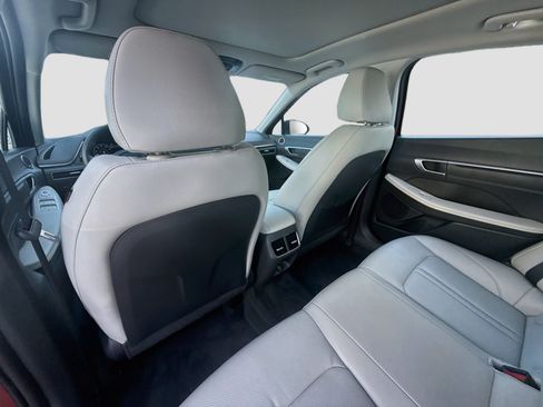 Used 2023 Hyundai Sonata Limited w/ Cargo Package FWD image 22