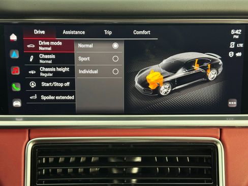 Used 2023 Porsche Panamera Platinum Edition w/ Smoking Package image 27