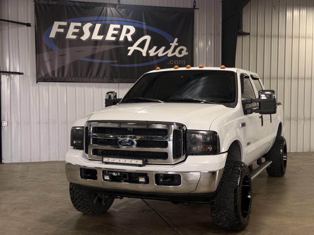 Used 2007 Ford F350 Lariat AWD/4WD image 2
