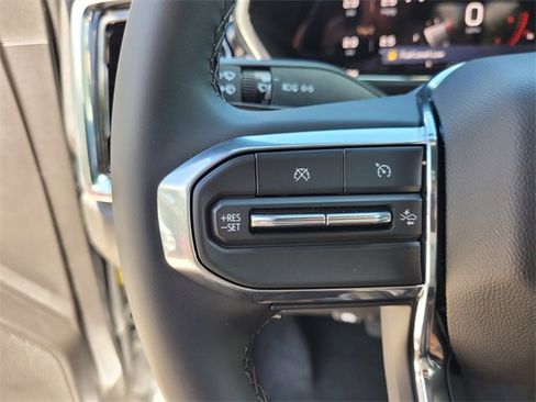 New 2026 GMC Canyon Elevation w/ Convenience Package image 27