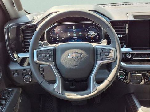 New 2026 Chevrolet Silverado 1500 LT Trail Boss w/ LT Trail Boss Premium Package AWD/4WD image 8