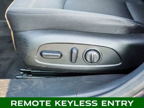 Used 2023 Chevrolet Malibu LT image 13