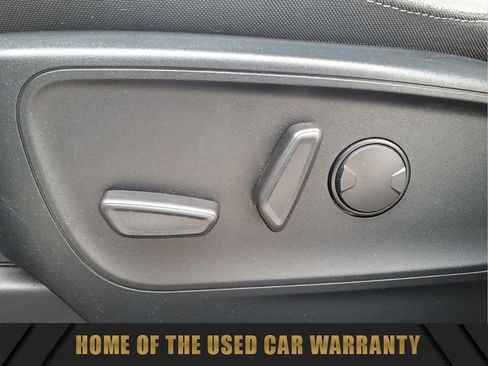 Used 2020 Ford Escape SE FWD image 17