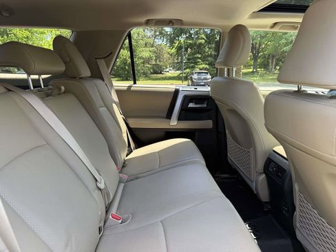 Used 2017 Toyota 4Runner Limited AWD/4WD image 16