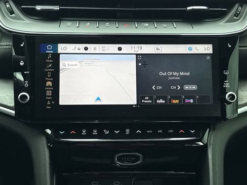 New 2026 Jeep Grand Cherokee Altitude RWD image 16