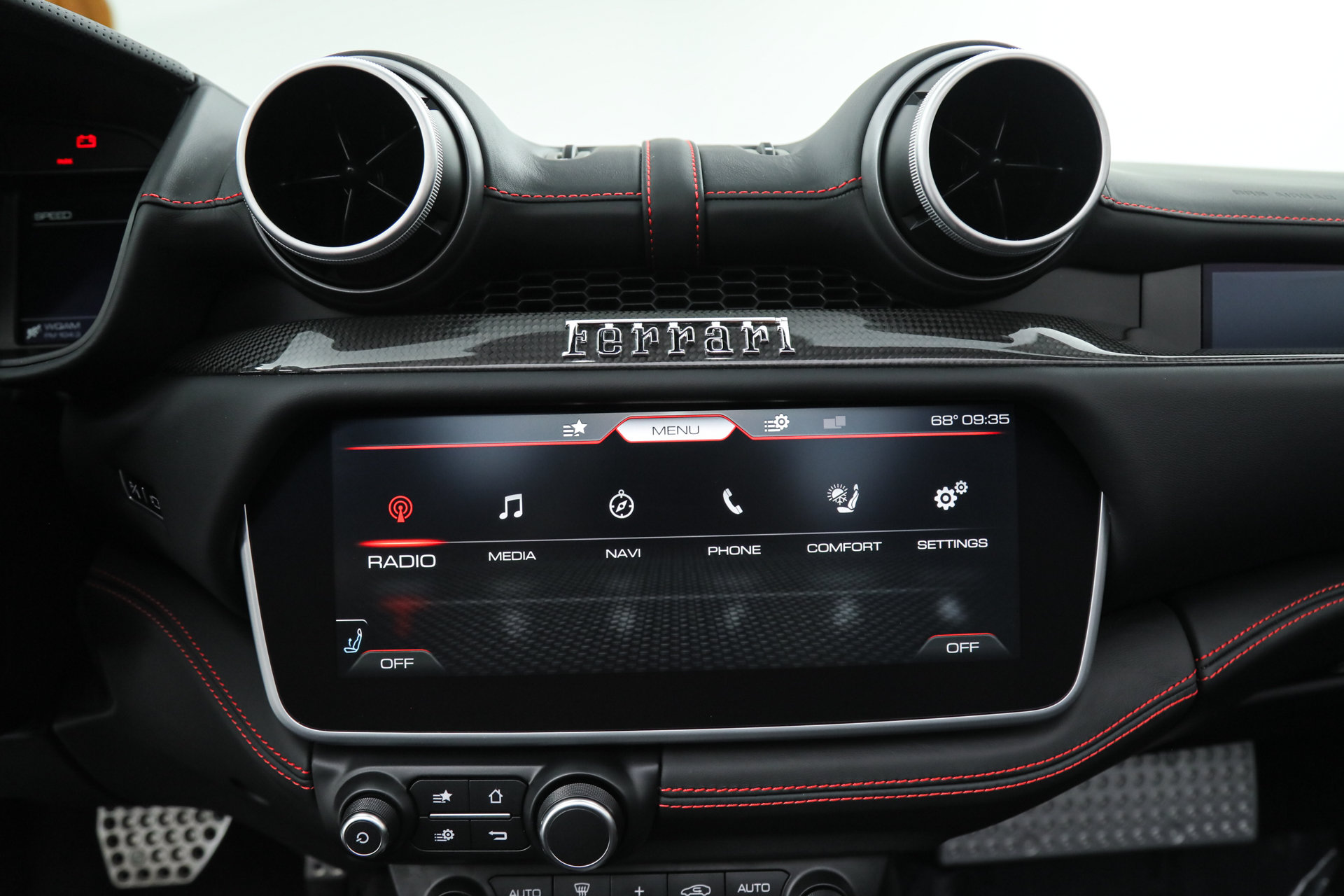 Certified 2023 Ferrari Portofino M RWD image 31