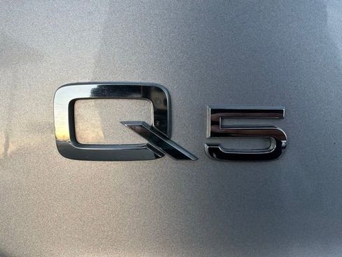 Used 2022 Audi Q5 2.0T Premium image 9