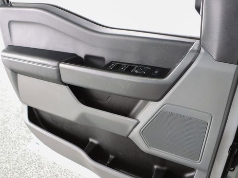 Used 2023 Ford F250 XLT w/ FX4 Off-Road Package image 22