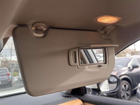 Used 2022 Nissan Rogue Platinum w/ Head-Up Display Package image 33