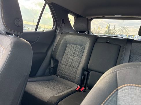 Used 2023 Chevrolet Equinox LT image 25