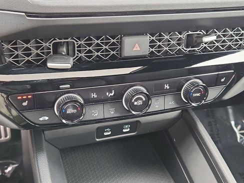 Used 2023 Honda Accord Sport image 15