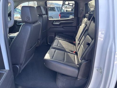 Used 2025 GMC Sierra 1500 SLT image 27