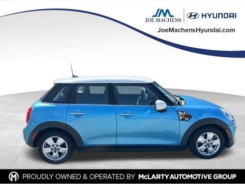 Used 2015 MINI Cooper 4-Door Hardtop image 3